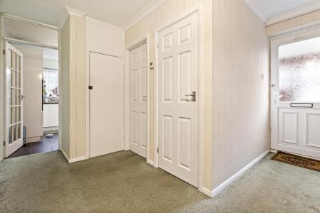 3 Twyford Close-013.JPG