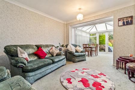 3 Twyford Close-007.JPG