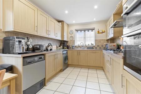 3 Greenland Mews-011.JPG