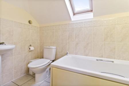 3 Greenland Mews-004.JPG