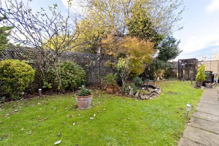 3 Greenland Mews-014.JPG