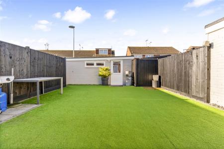 21 Patching Close(23)-018.JPG