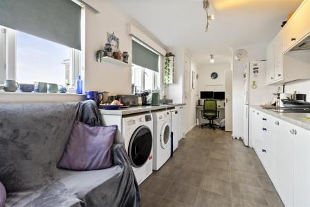 Bramber Court, 9-002.JPG