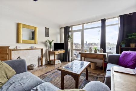 Bramber Court, 9-007.JPG