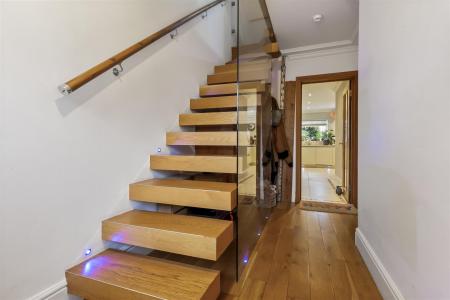 42 Offington Avenue-007.JPG