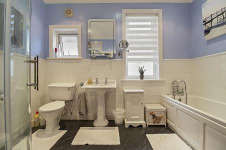 33 Parkfield Road-022.jpg