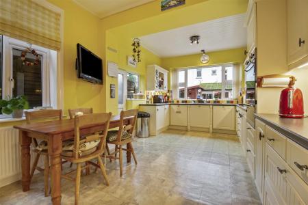 33 Parkfield Road-012.jpg