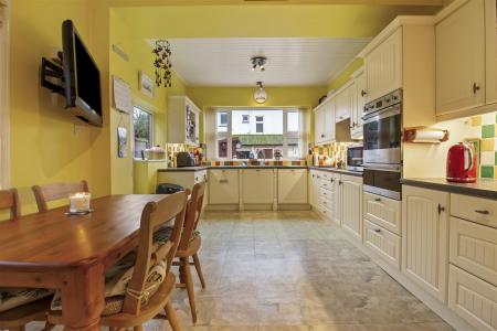 33 Parkfield Road-013.jpg