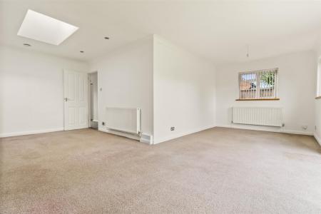 22 Hurley Road_006.JPG