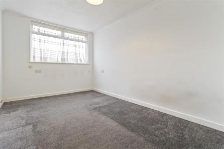 7 Tamar Close-006.JPG