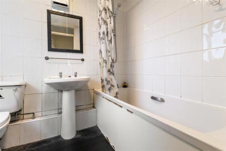 7 Tamar Close-009.JPG