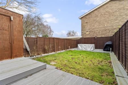 3 Radnor Roads-009.JPG