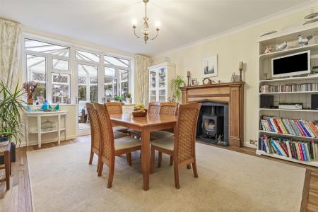 8 West Park Lane-001.JPG