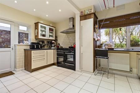 8 West Park Lane-006.JPG