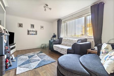 Meadway Court, 47-010.JPG