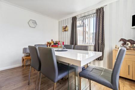 Meadway Court, 47-006.JPG