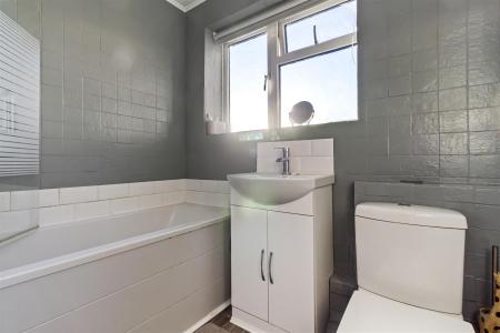 Meadway Court, 47-004.JPG