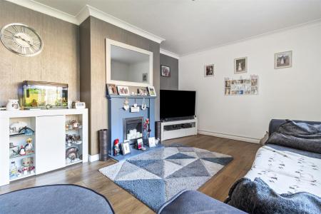 Meadway Court, 47-012.JPG