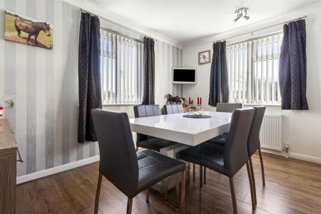 Meadway Court, 47-005.JPG