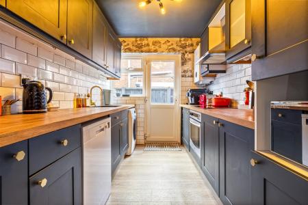 90 Bruce avenue-003.JPG