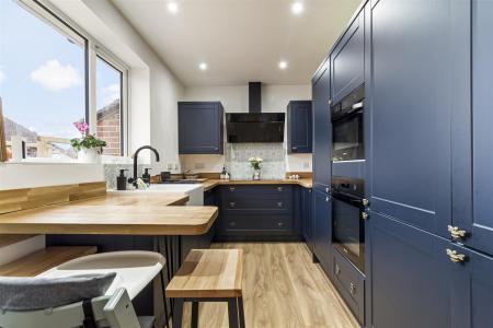 12 A Becket Gardens-011.JPG