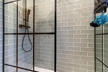 12 A Becket Gardens-004.JPG