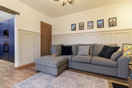 12 A Becket Gardens-008.JPG