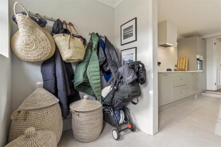 154 Lyndhurst Road-012.JPG