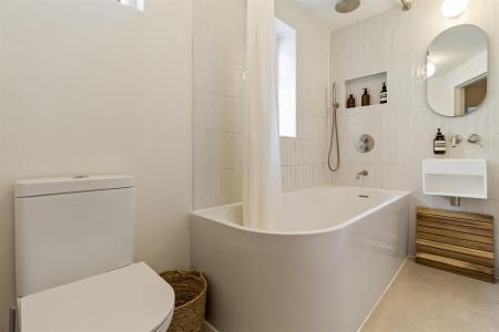 154 Lyndhurst Road-016.JPG