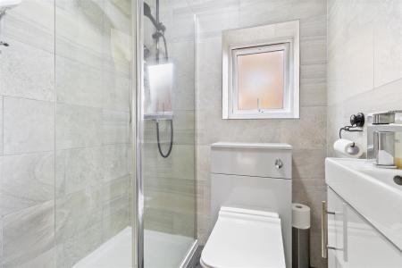 15 Drummond Road-007.JPG