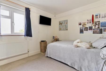 15 Drummond Road-011.JPG