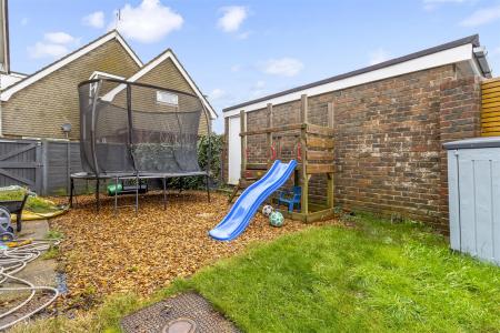 57 Twyford Gardens-025.JPG