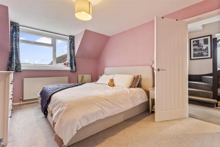 57 Twyford Gardens-018.JPG