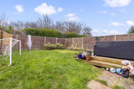 57 Twyford Gardens-026.JPG