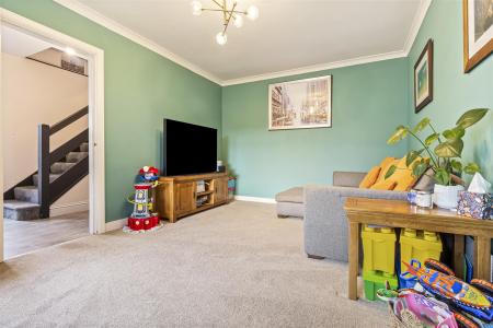 57 Twyford Gardens-002.JPG