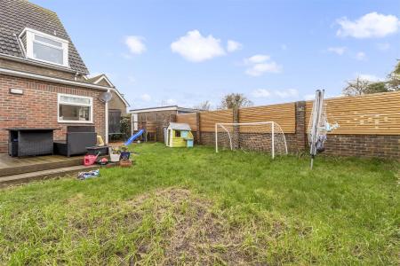 57 Twyford Gardens-023.JPG