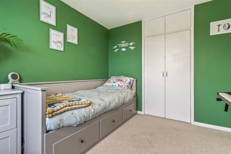 57 Twyford Gardens-016.JPG