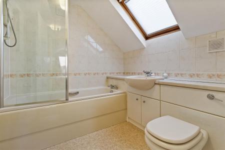 227 Goring Way-019.jpg