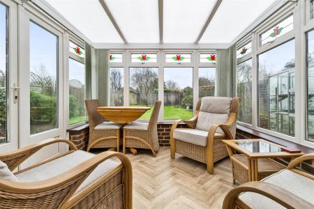 227 Goring Way-015.jpg