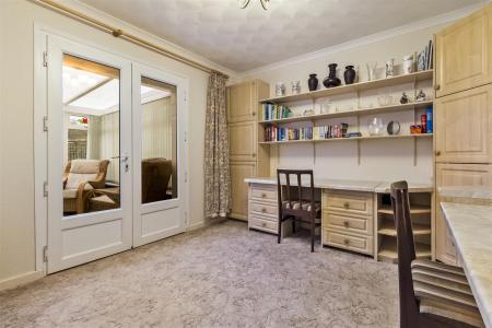 227 Goring Way-013.jpg