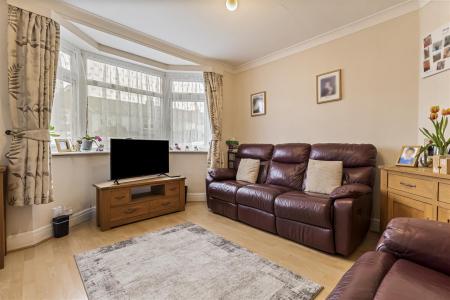 67 Elm Grove-008.JPG