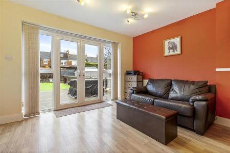 67 Elm Grove-004.JPG