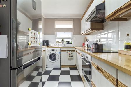 30 Dorchester Gardens-013.JPG