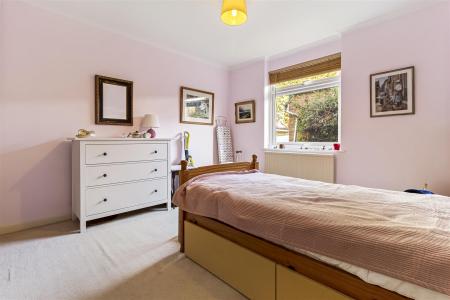 19 Dorchester Gardens-009.JPG