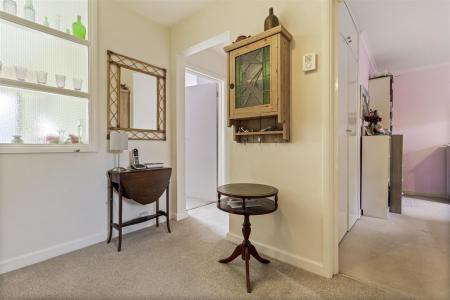 19 Dorchester Gardens-011.JPG