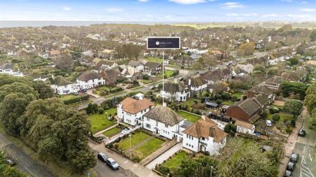 Sea Lane, 89, The Pearl-017logo.jpg