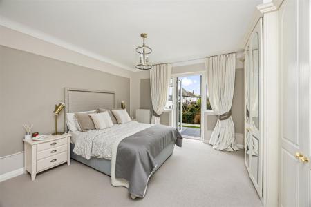 Sea lane, 89, The Pearl-003.JPG