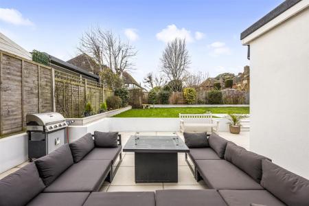 Sea Lane, 89, The Pearl-001.JPG