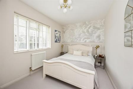 Sea lane, 89, The Pearl-001.JPG