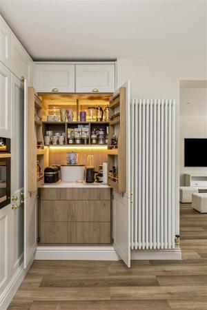 Sea lane, 89, The Pearl-018.JPG